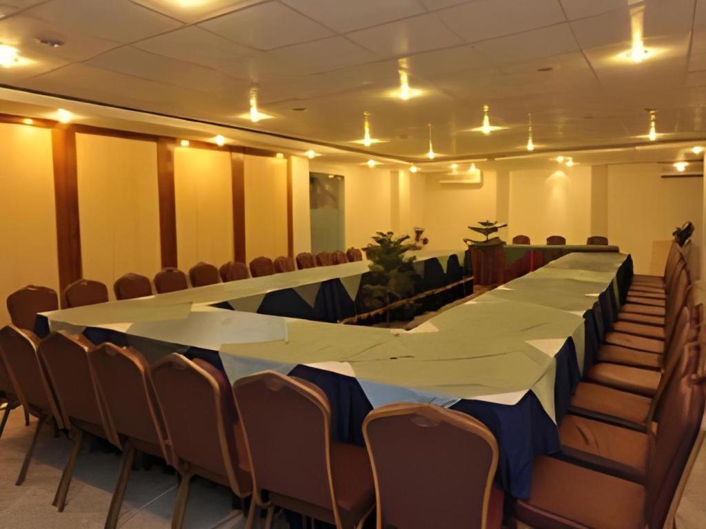 Hotel Tower Inn, Chittagong Luaran gambar