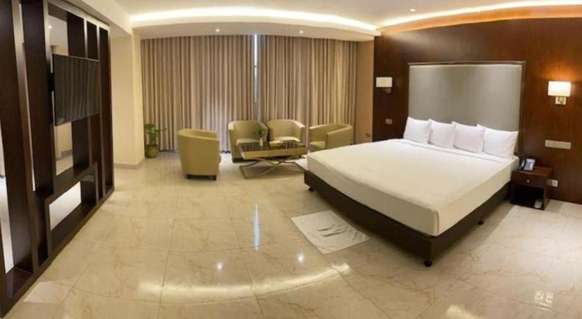 Hotel Tower Inn, Chittagong Luaran gambar