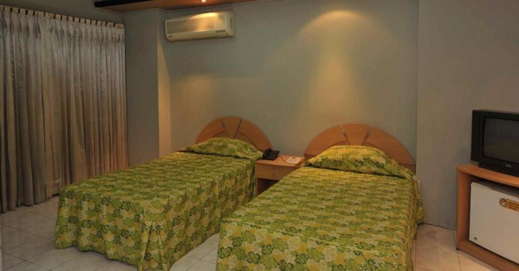 Hotel Tower Inn, Chittagong Luaran gambar